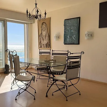 Apartment La Tour De La - Vue Avec Acces Direct - 150m2 - Clim - Parking Prive *