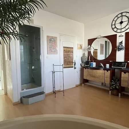 Apartment La Tour De La - Vue Avec Acces Direct - 150m2 - Clim - Parking Prive Frontignan