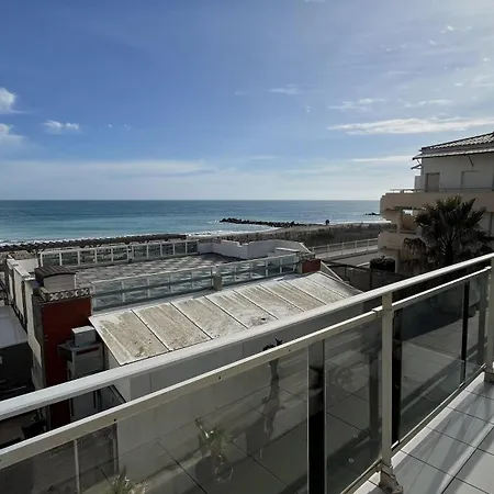 Appartement La Tour De La - Vue Avec Acces Direct - 150m2 - Clim - Parking Prive